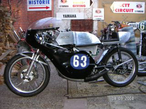 Maxton TZ 350 about the same story but with TZ 350 cyl